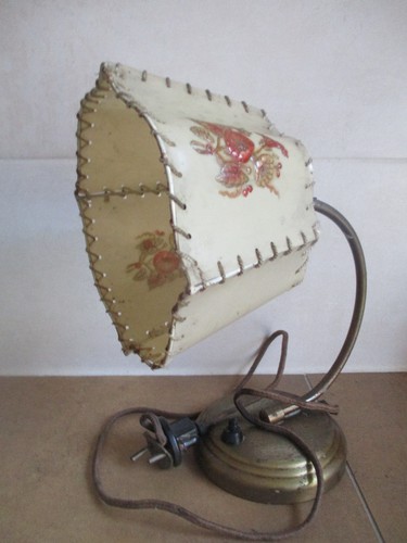 Alte antike nachttischlampe - antike,