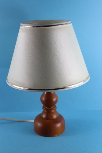 Alte nachttischlampe mit - nachttischlampe,